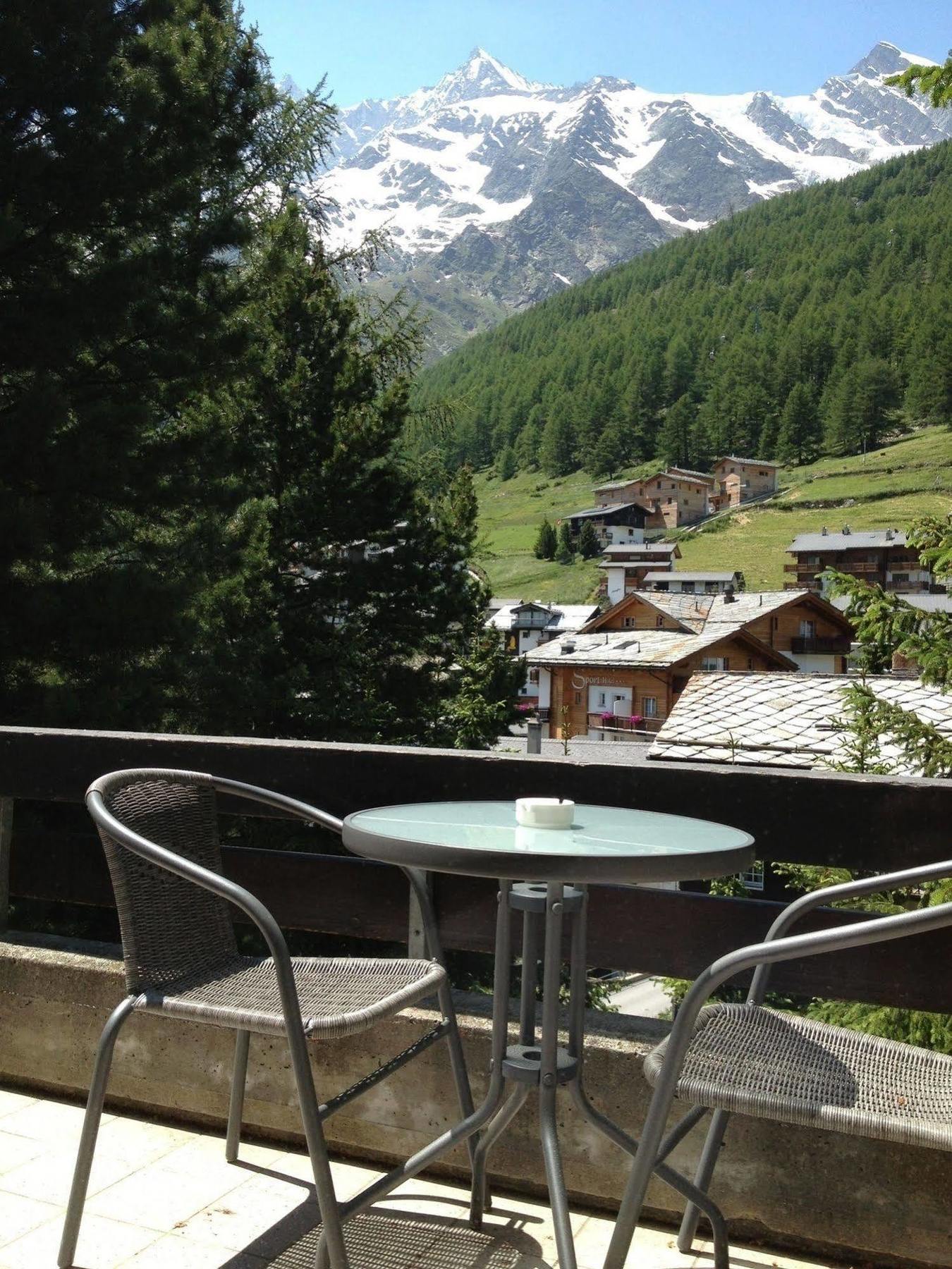 Hotel La Collina Saas Fee Exteriör bild